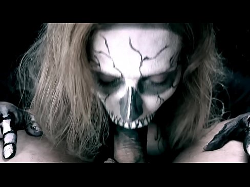 ❤️ Gadis iblis mengisap ayam dengan mulut hitamnya dan menelan air mani. ❤️ Porno di id.bassaniluigi.ru ️